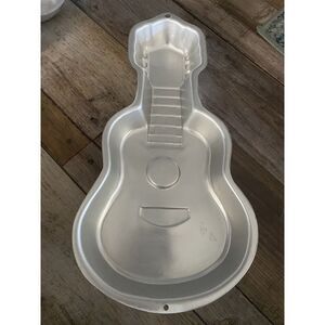 Wilton Guitar Novelty Cake Pan 2105-570 Great For Disney Coco Miguel